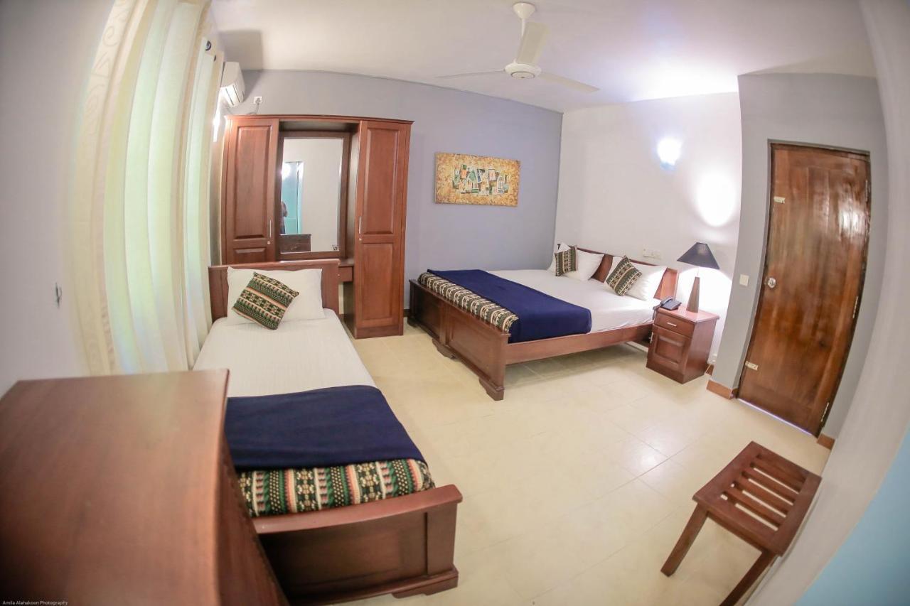 Funk Bunk - Mount View Lodge แคนดี้ ภายนอก รูปภาพ