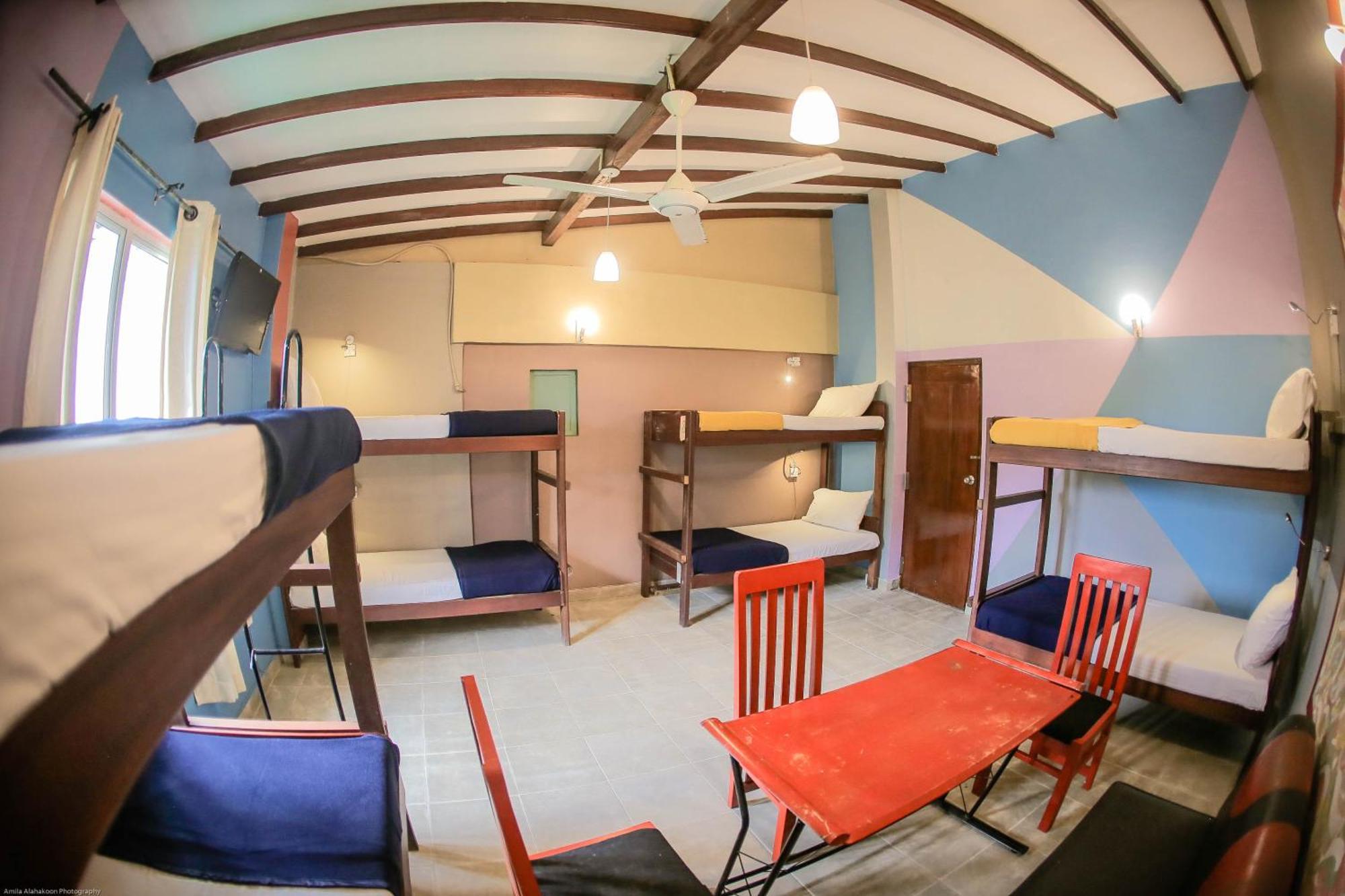 Funk Bunk - Mount View Lodge แคนดี้ ภายนอก รูปภาพ